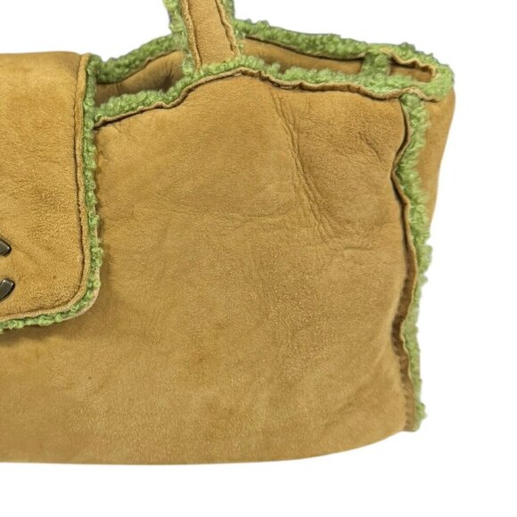 CHANEL Brown Bag - Picture 11 of 14